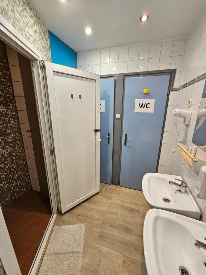 Central Beds Budapest Ngoại thất bức ảnh