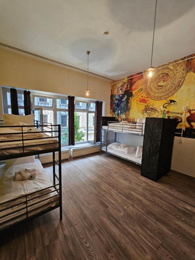 Central Beds Budapest Ngoại thất bức ảnh